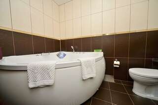 Хостел Тверская 5 Москва Люкс с гидромассажной ванной-5